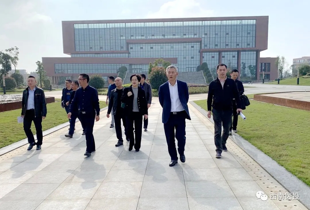 劉云常委調研瀘州醫(yī)療器械職業(yè)學院
