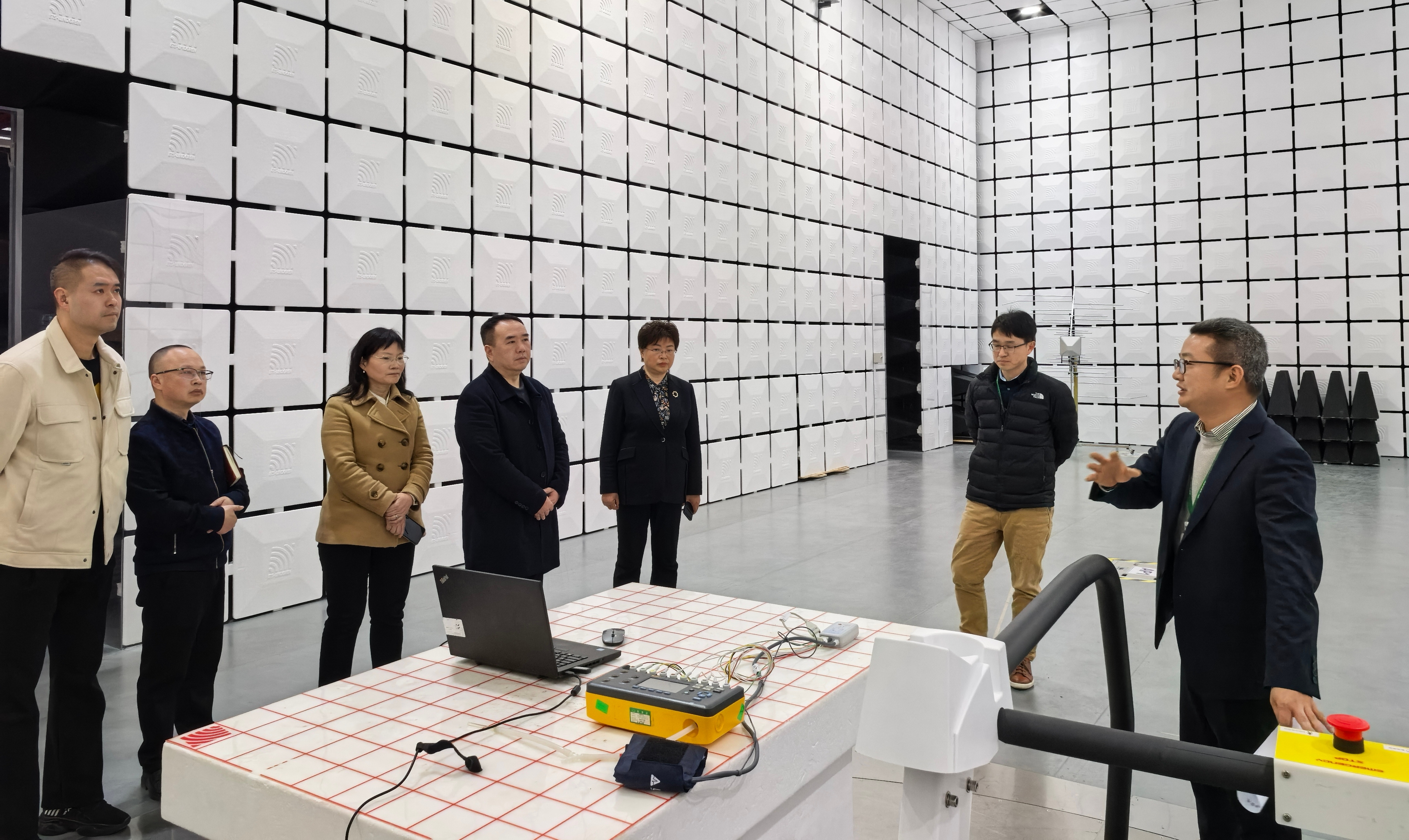 西南醫(yī)投集團(tuán)赴蘇州工業(yè)園區(qū)洽談合作，全力推進(jìn)產(chǎn)教融合項(xiàng)目落地